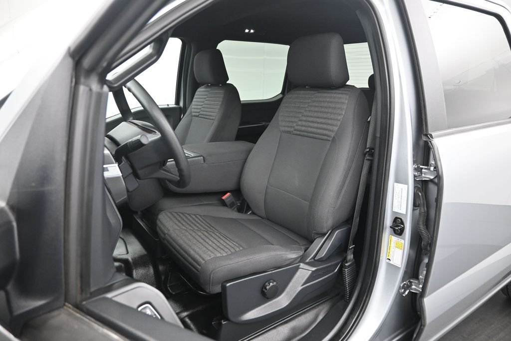 Used 2023 Silver Ford XL image 9