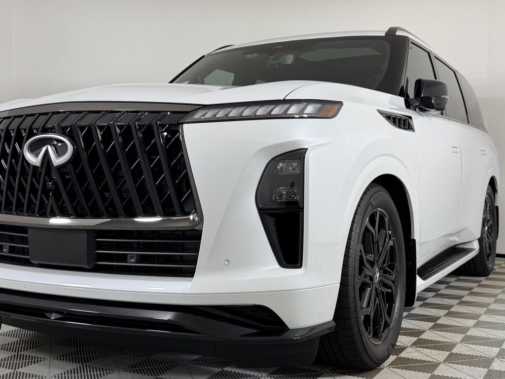 New 2027 RADIANT WHITE INFINITI Sport 4WD image 5
