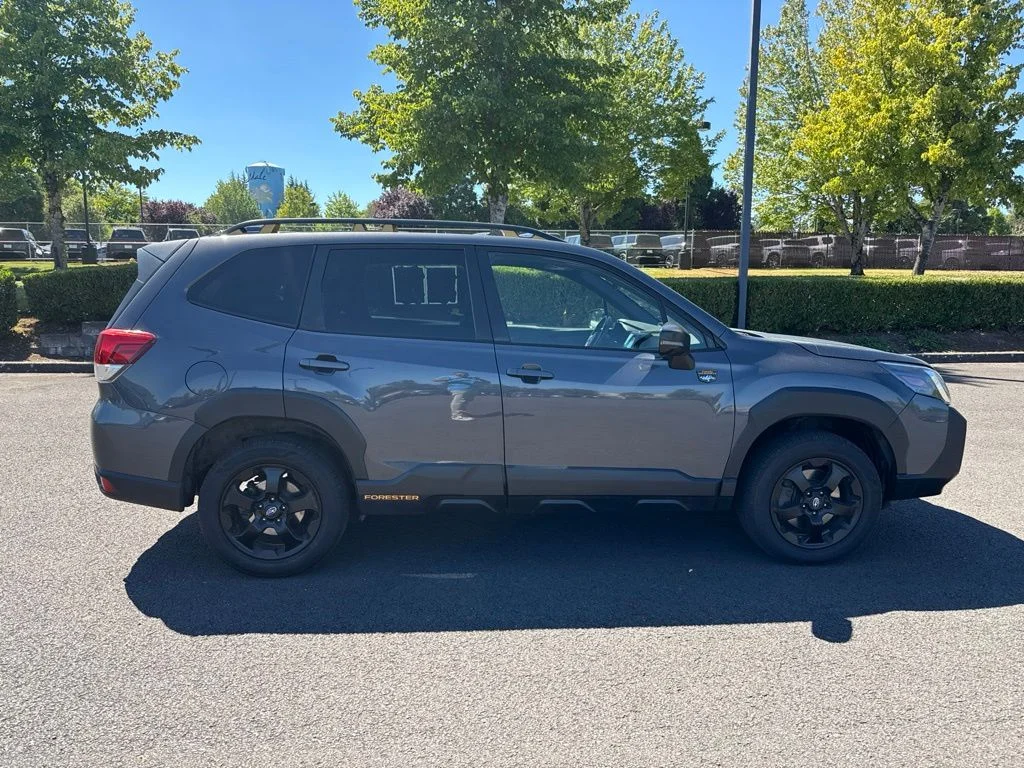 Used 2023 Magnetite Gray Metallic Subaru Wilderness image 8