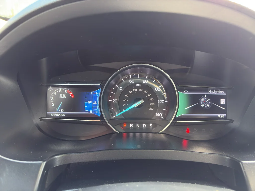Used 2016 Red Ford Sport image 7