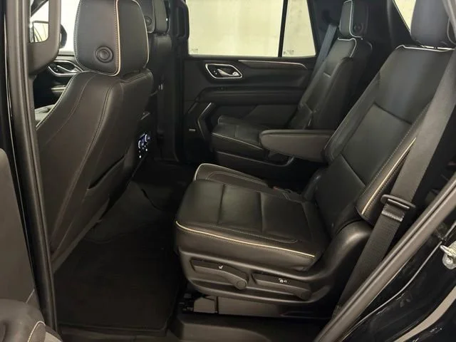 Used 2022 Black Chevrolet Premier image 30