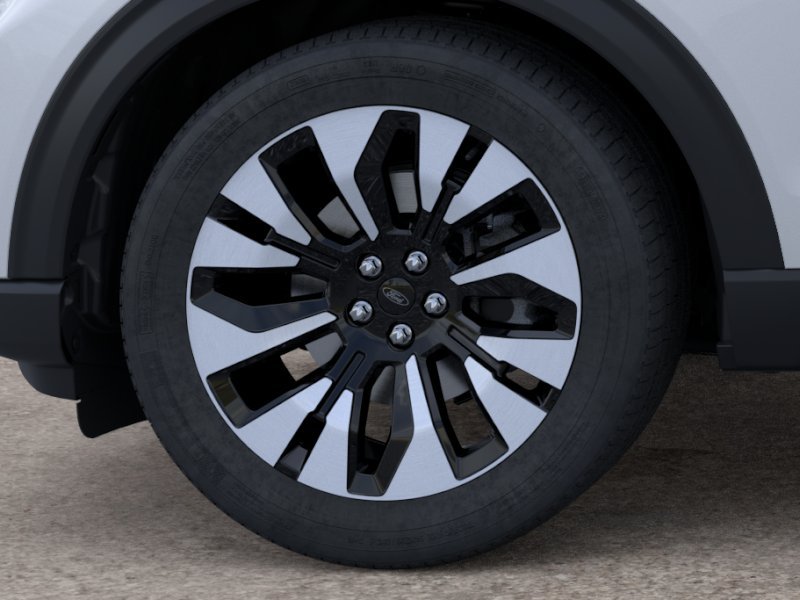 New 2026 Space White Metallic Ford Platinum™ image 19