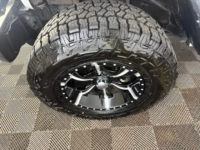 Used 2022 White Jeep Unlimited Rubicon image 28