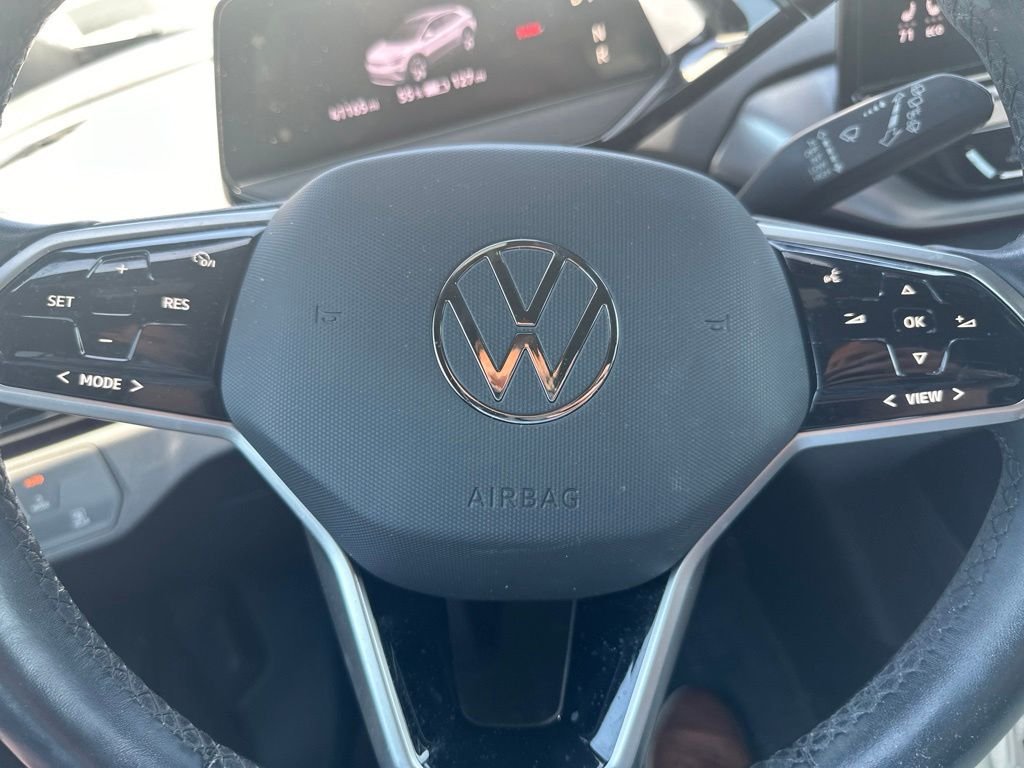 Used 2021 Black Volkswagen Pro image 10