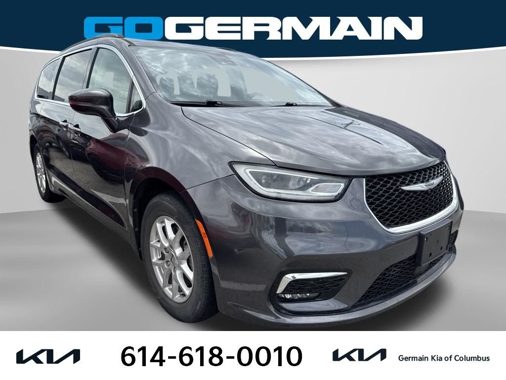 Used 2022 Gray Chrysler Touring L image 6