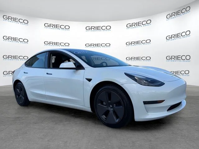 2023 Tesla Model 3 -'s photo