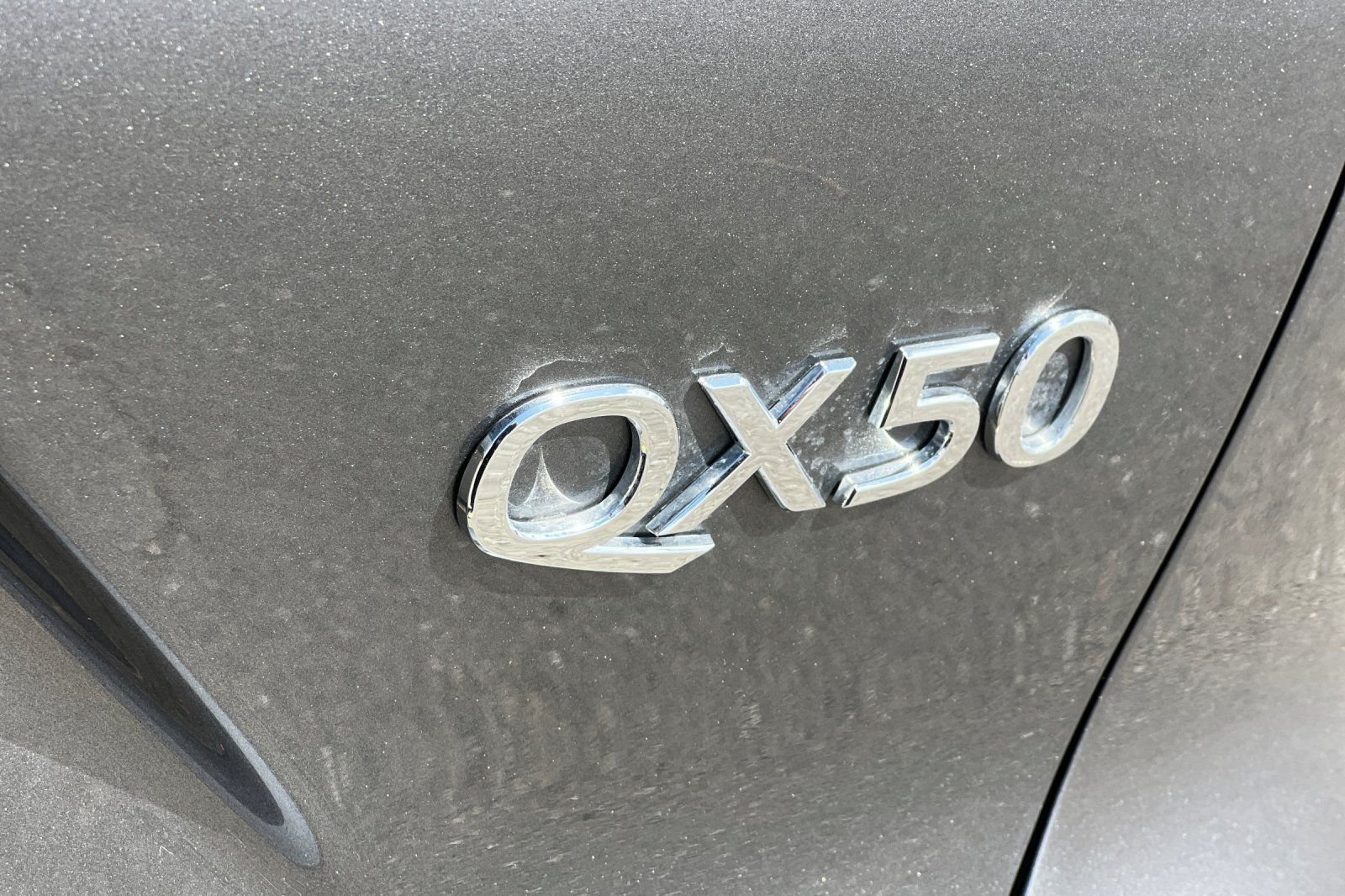 Used 2023 Graphite Shadow INFINITI LUXE image 12