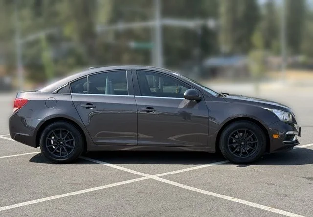 Used 2015 Tungsten Metallic Chevrolet 1LT image 9