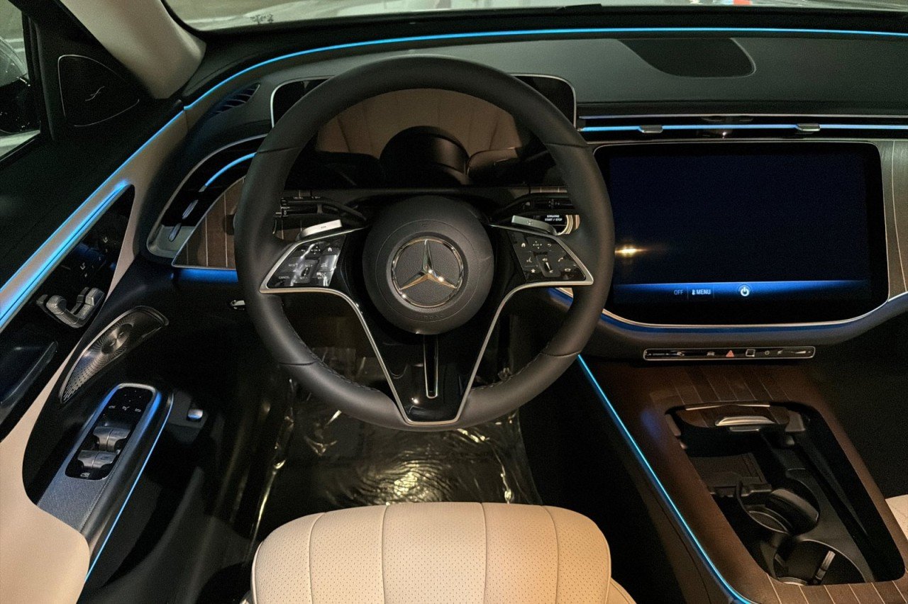 New 2027 Polar White Mercedes-Benz E 350 RWD Sedan image 13