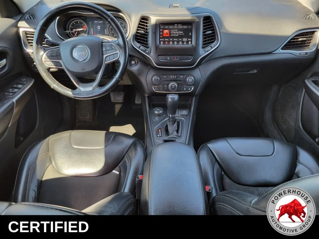 Used 2020 Gray Jeep Latitude Plus image 18