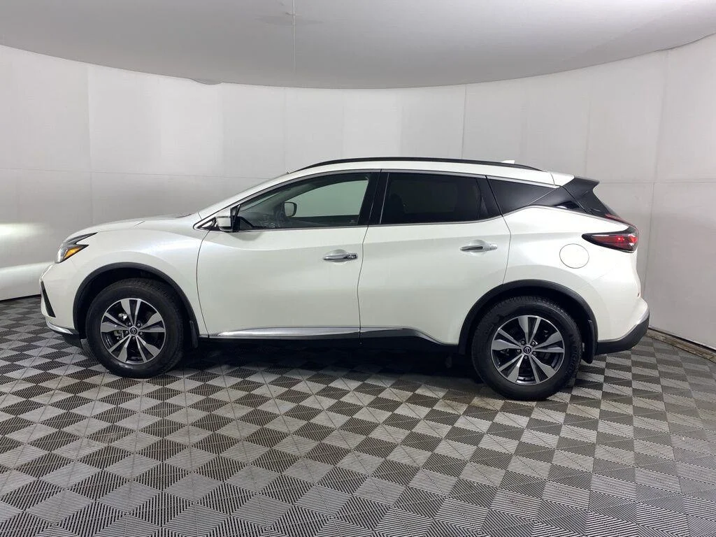Used 2024 Pearl White Tricoat Nissan SV image 7