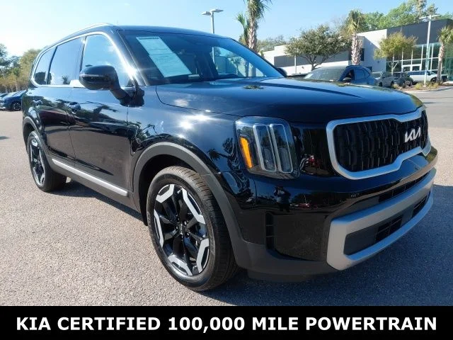 Used 2023 Black Kia EX image 2