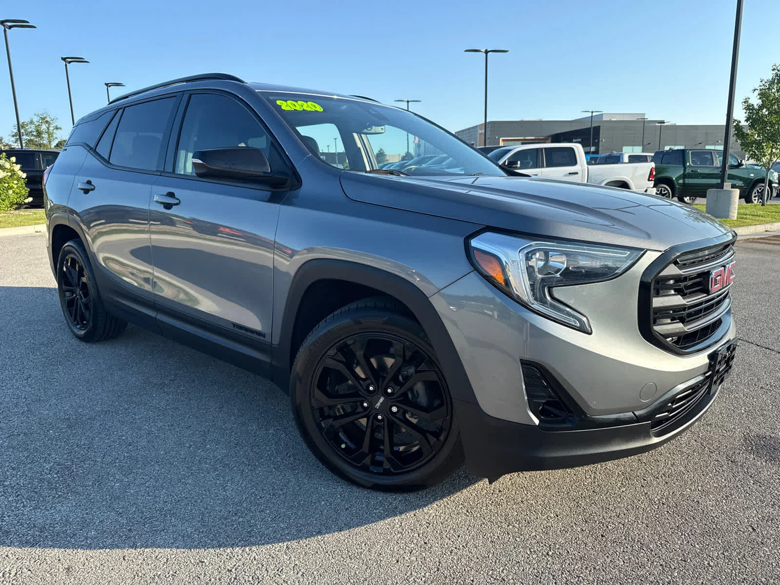 Used 2020 Satin Steel Metallic GMC SLT image 2
