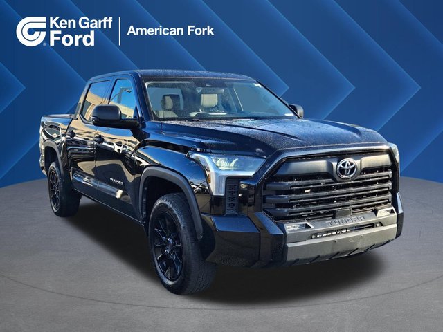 2024 Toyota Tundra 4WD SR5