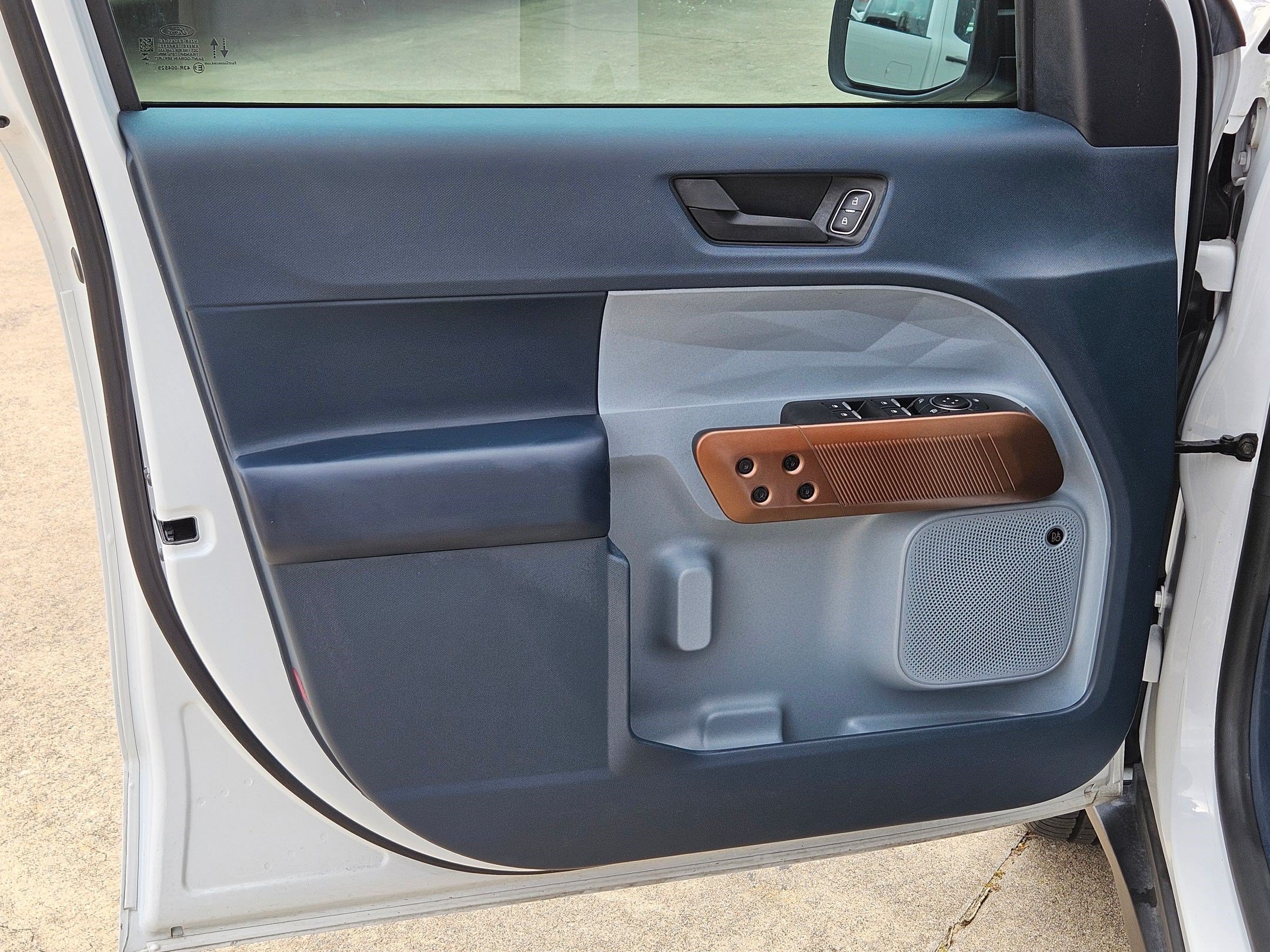 Used 2024 Blue Ford Lariat image 11