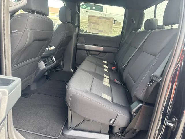 New 2026 Antimatter Blue Metallic Ford XLT image 16