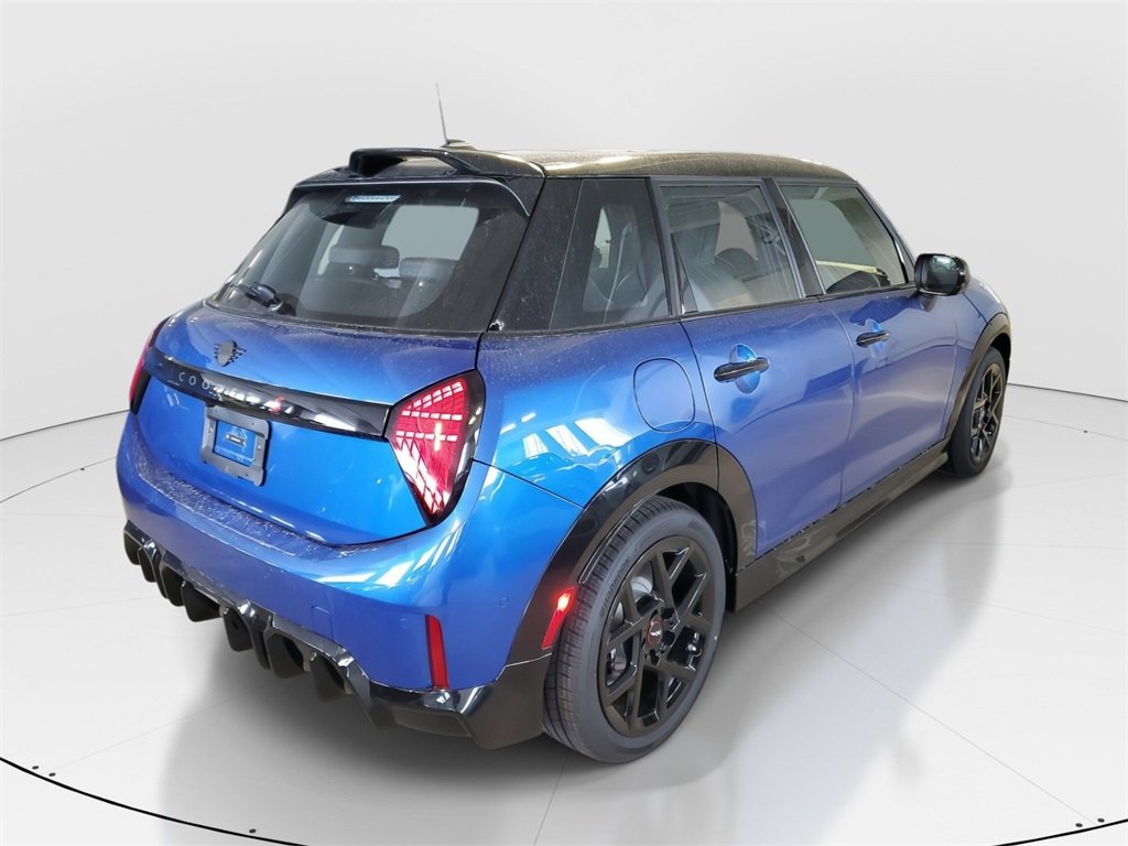 2025 Mini Cooper Hardtop S photo 3