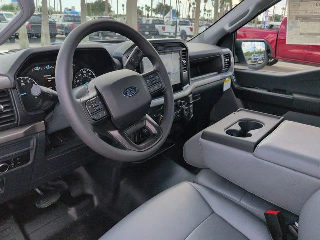 New 2026 Oxford White Ford XL image 15