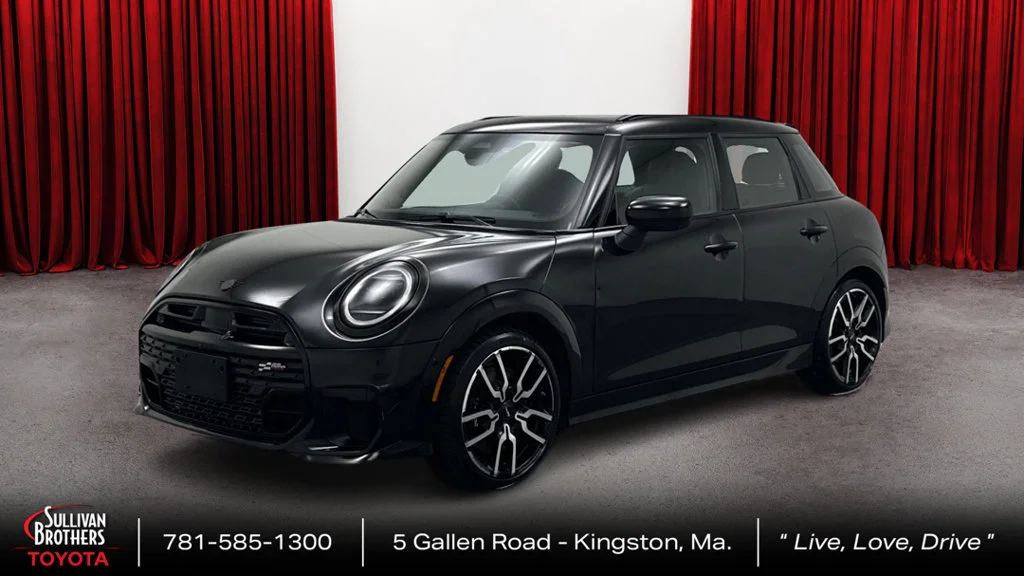 Used 2025 Black MINI Iconic image 1