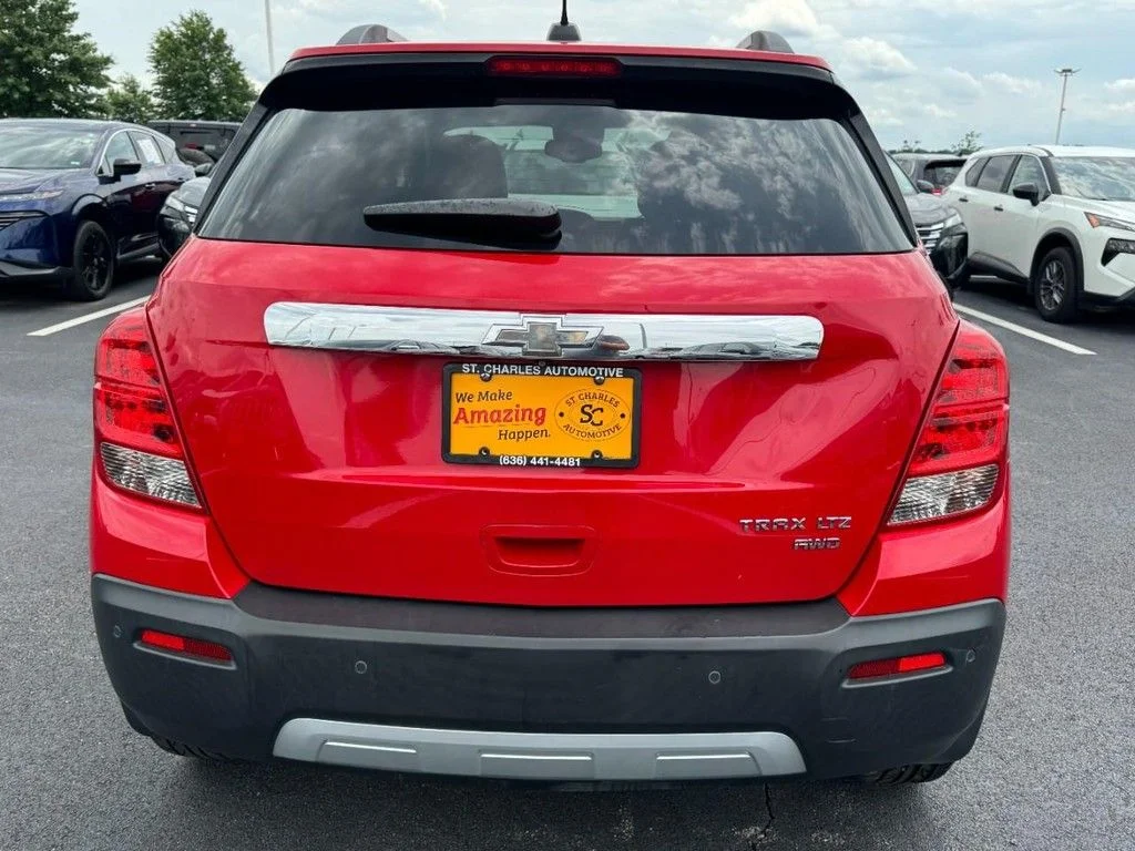 Used 2015 Red Chevrolet LTZ image 4