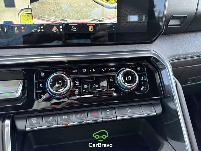 Certified Used 2025 Summit White GMC Denali image 23