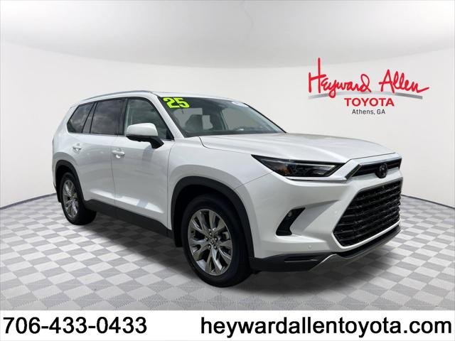 Certified Used 2025 WIND CHILL PEARL Toyota Limited image 1