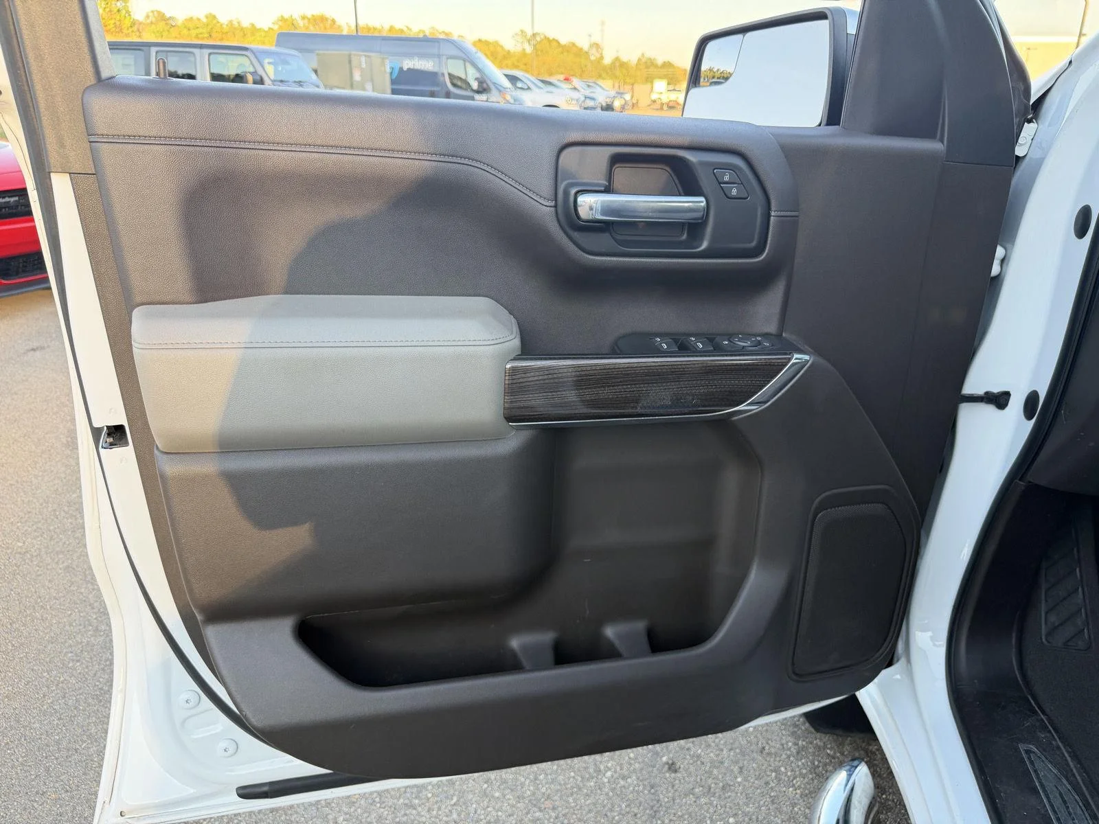 Used 2020 Summit White Chevrolet LT image 16