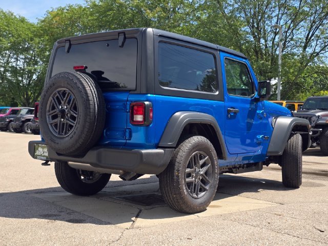 New 2026 Hydro Blue Pearl-Coat Exterior Paint Jeep Sport S image 26