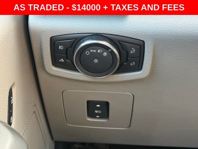 Used 2015 Blue Ford XLT image 19