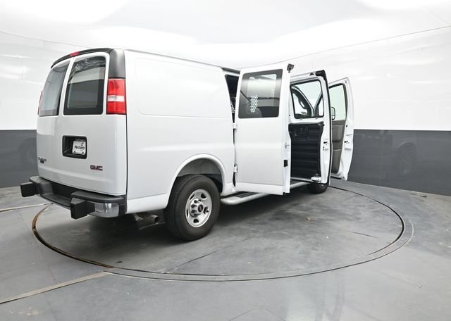 Used 2025 White GMC Work Van image 44