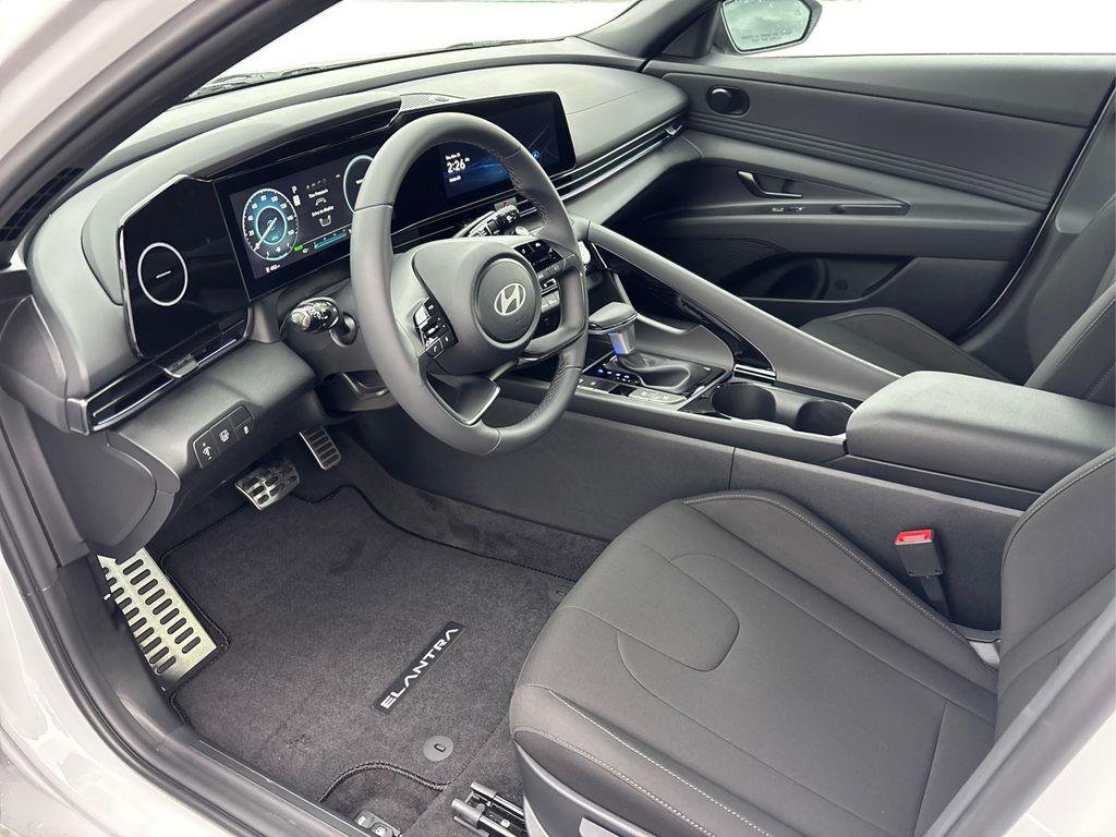 New 2026 White Hyundai SEL Sport image 9