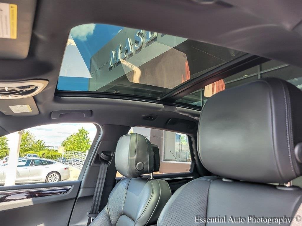 2022 PORSCHE MACAN - Image 8