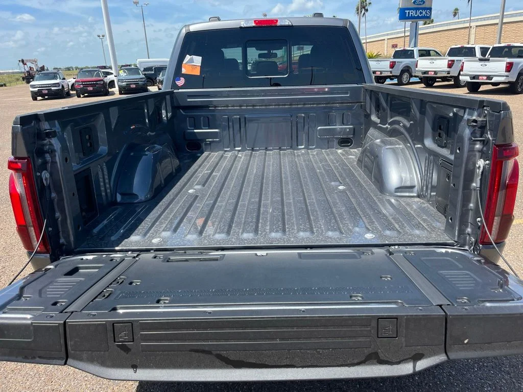 2025 Ford F-150 Lariat - Photo 25