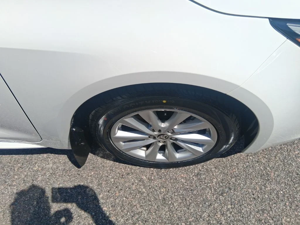 Used 2023 White Toyota SE image 10