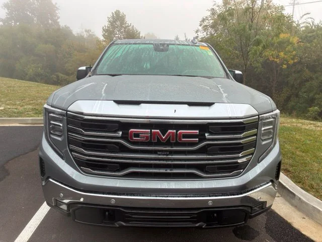 Used 2024 Sterling GMC SLT image 3