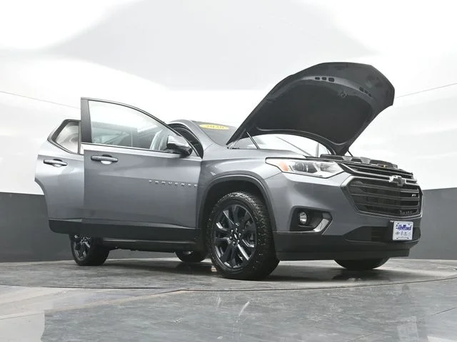 Used 2020 Gray Chevrolet RS image 32