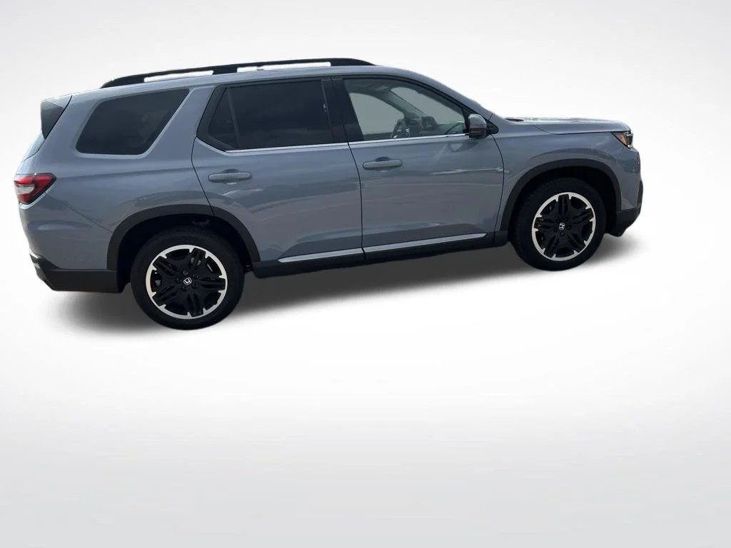 2026 Honda Pilot Touring - Photo 13