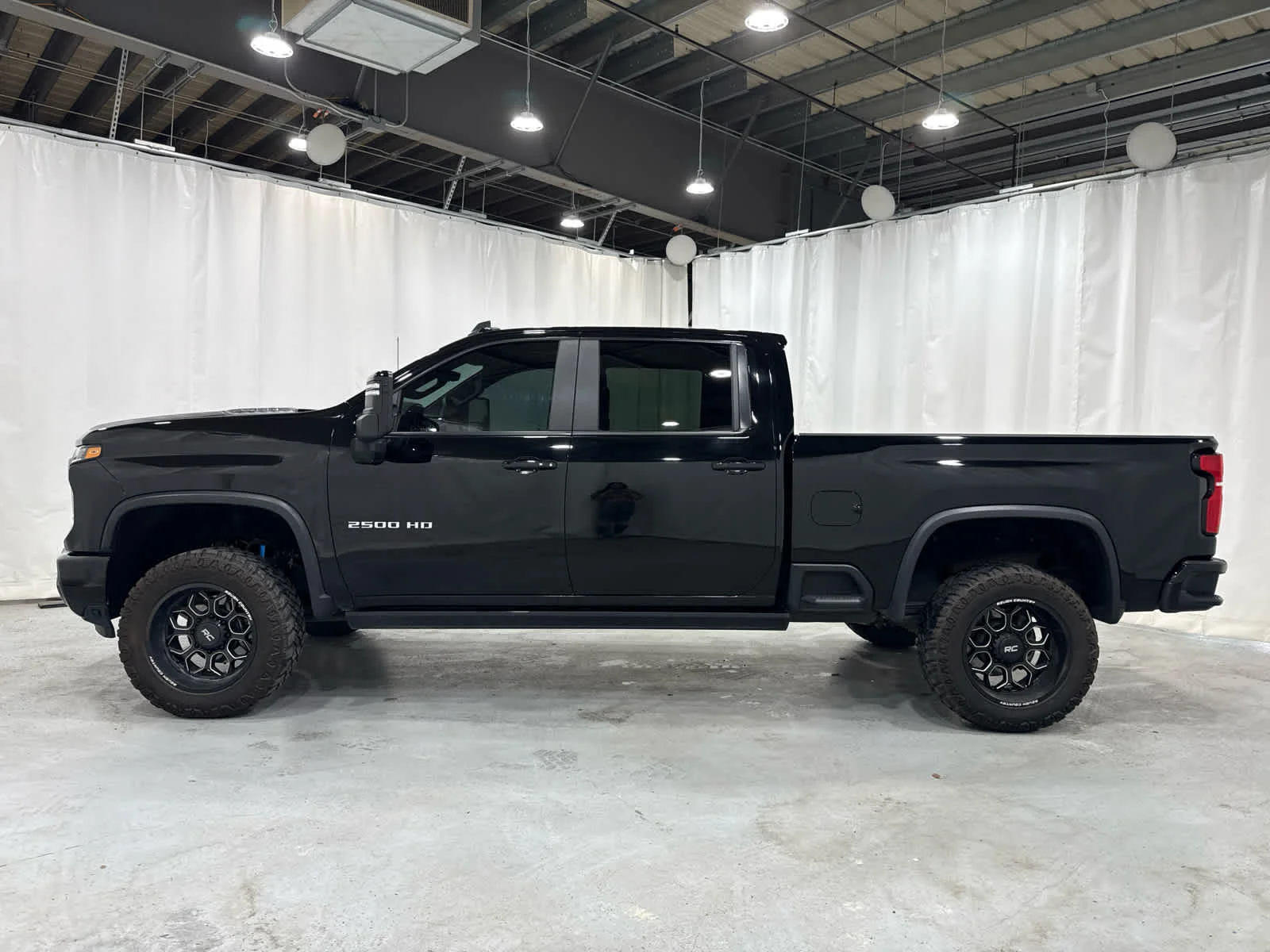 Used 2025 Black Chevrolet ZR2 image 2