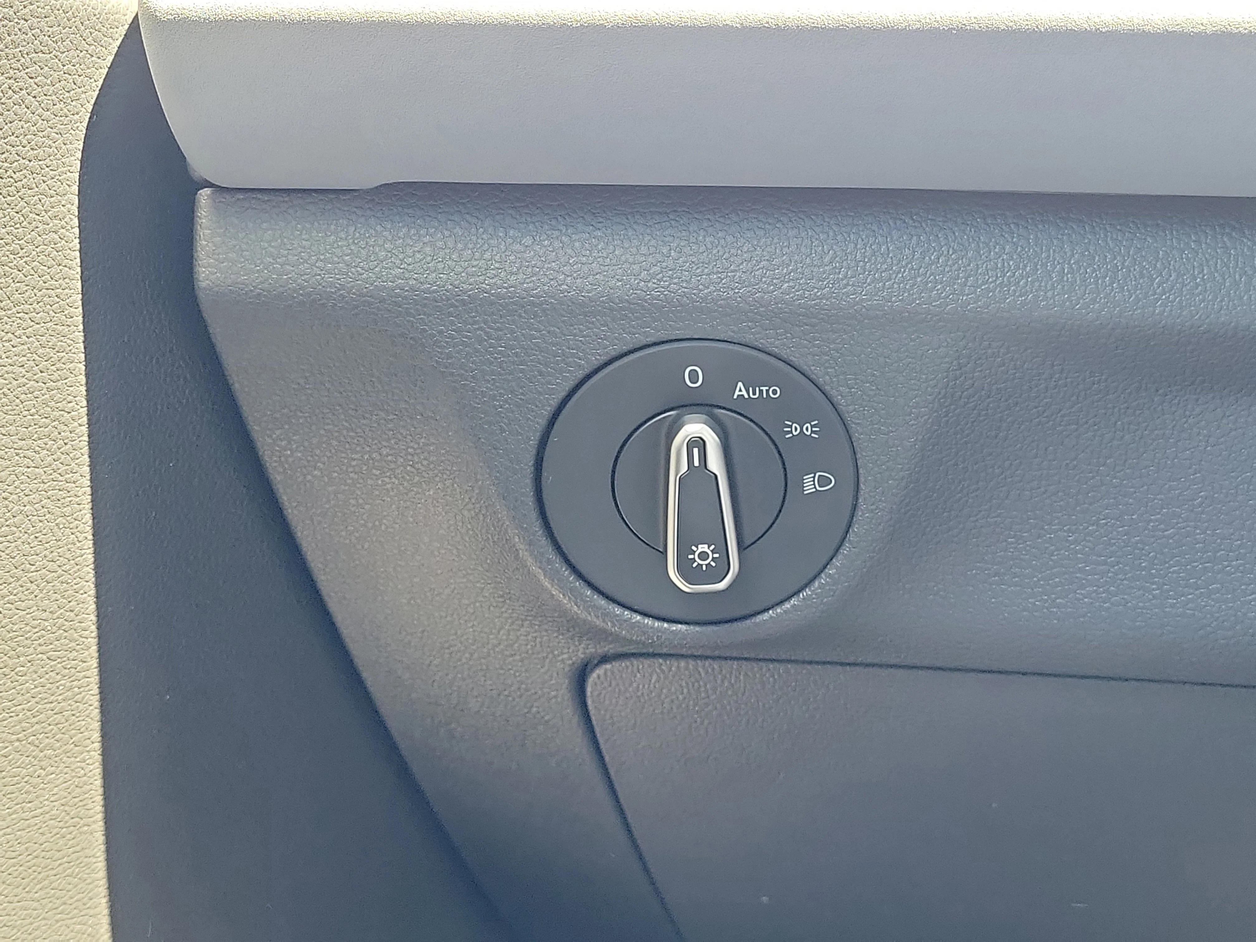New 2026 Gray Volkswagen 1.5T SE image 17