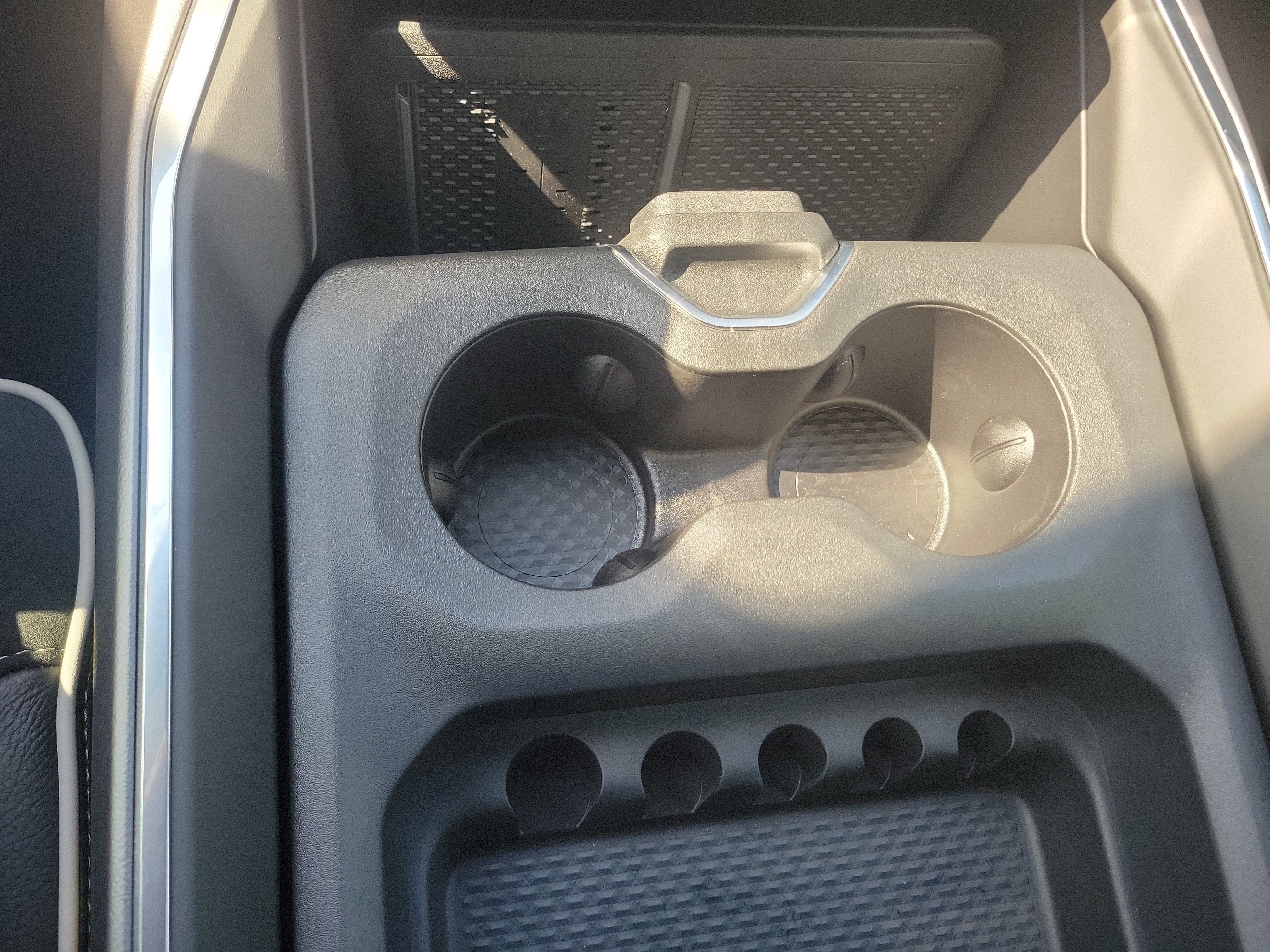 New 2026 Forged Blue Metallic Exterior Paint RAM Laramie image 28