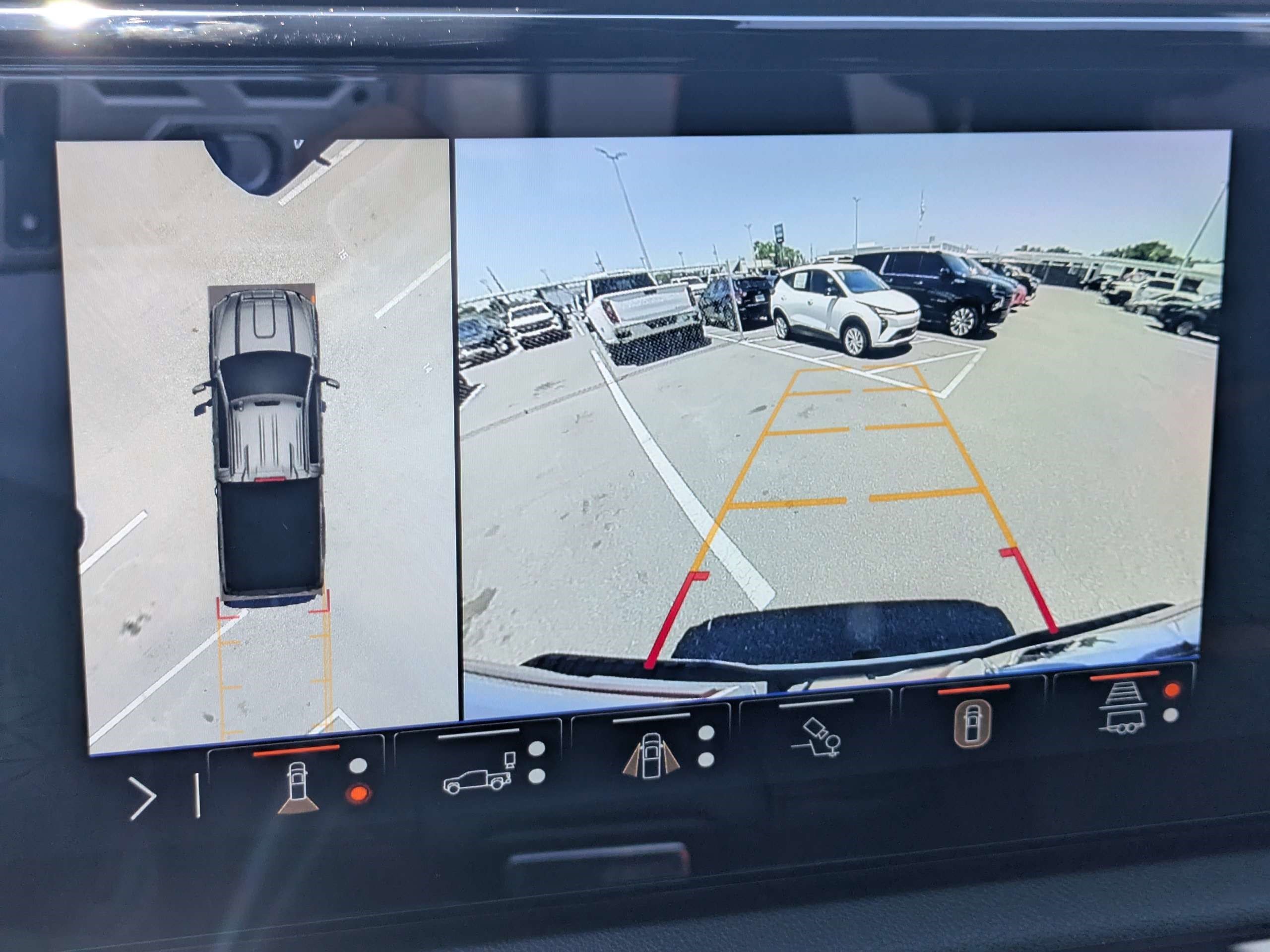 Used 2024 Summit White GMC AT4 image 19