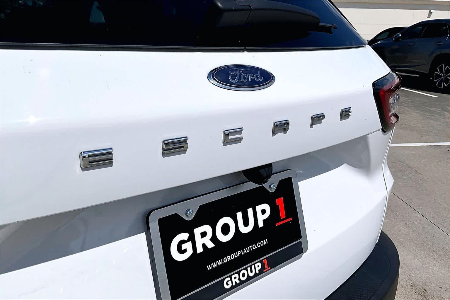Used 2023 Oxford White Ford Active image 28