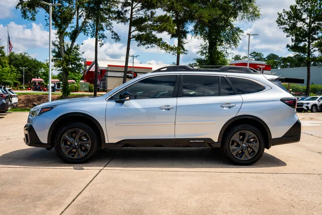 Certified Used 2021 Ice Silver Metallic Subaru Onyx Edition XT image 2