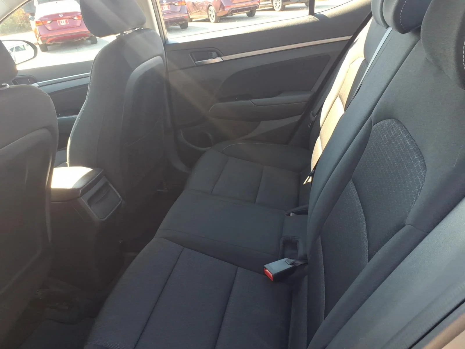 Used 2018 Machine Gray Hyundai Value Edition image 14