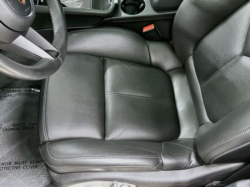 Used 2022 Black Porsche Base image 21