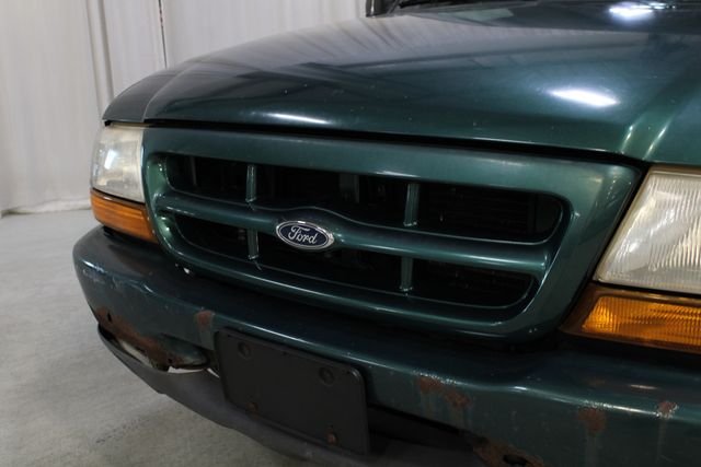 Used 2000 Green Ford XLT image 32