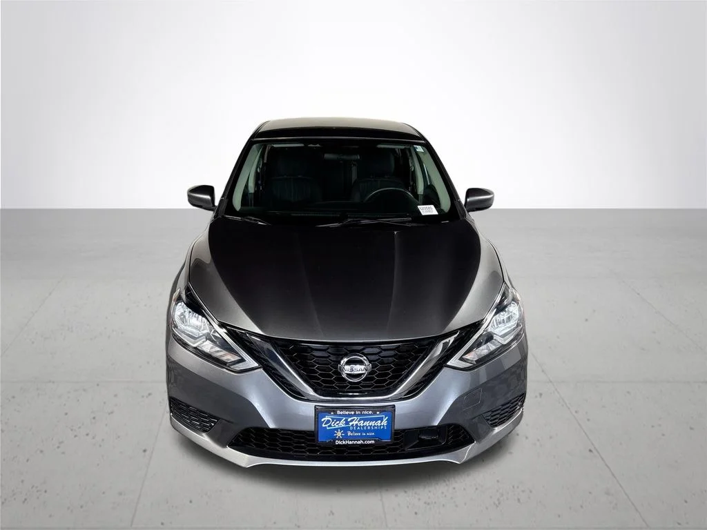 Used 2018 Gray Nissan SV image 3