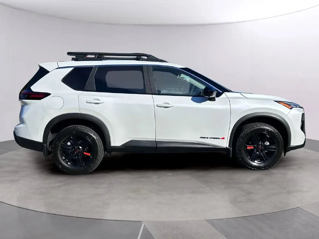 New 2027 Everest White Pearl Tricoat Nissan Rock Creek image 2