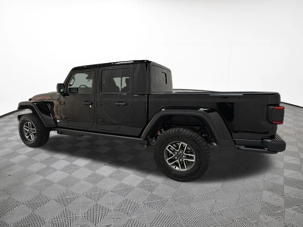 New 2026 Black Clear-Coat Exterior Paint Jeep Mojave X image 12