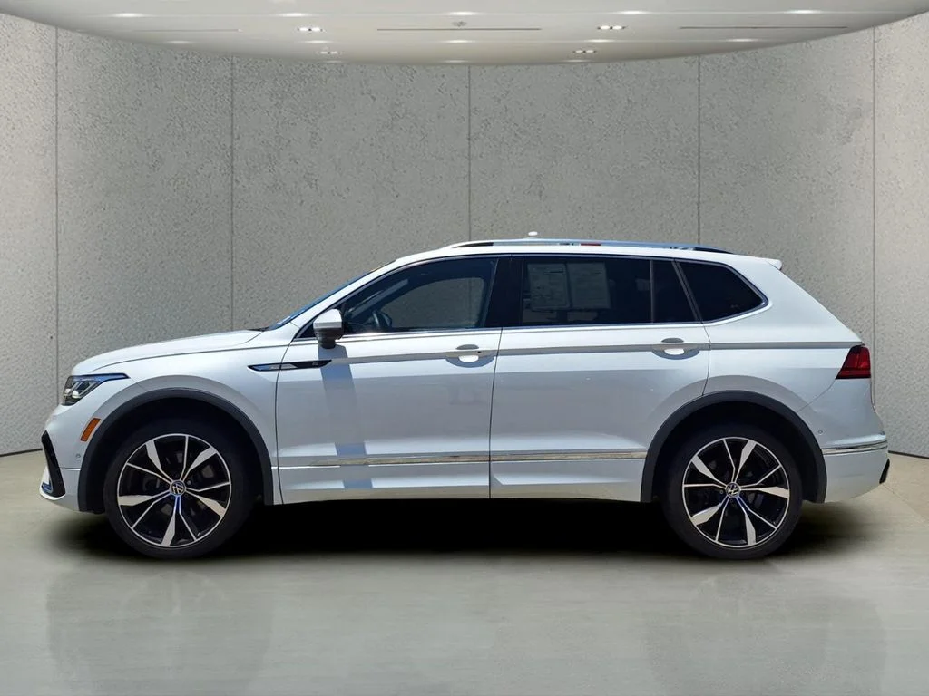 Used 2023  Volkswagen 2.0T SEL R-Line image 8
